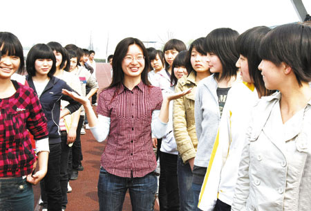 北京“兩會”代表呼吁應(yīng)對入學(xué)高峰亟須培養(yǎng)新教師