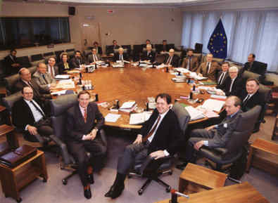 roundtable 圓桌會(huì)議 roundtable