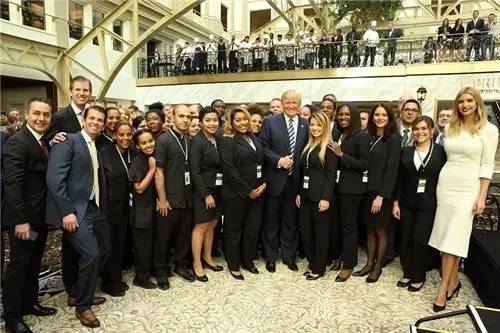 伊萬卡·特朗普在特朗普國(guó)際酒店開業(yè)典禮上的演講