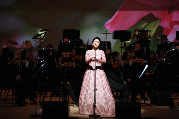 這些年，春節(jié)已經走出國門，各國都在跟我們一起過年