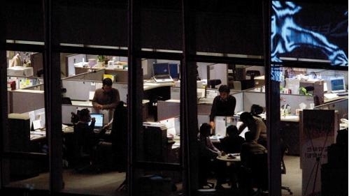 下班還不走？首爾市政府將強(qiáng)制關(guān)機(jī)