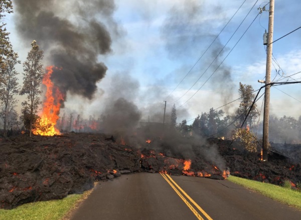 夏威夷火山噴發(fā)以及強震　中國領(lǐng)事館提醒公民遠離危險區(qū)域