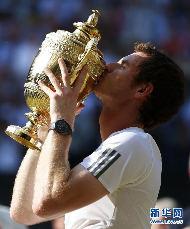 穆雷橫掃小德首奪溫網(wǎng) 結(jié)束英國77年等待