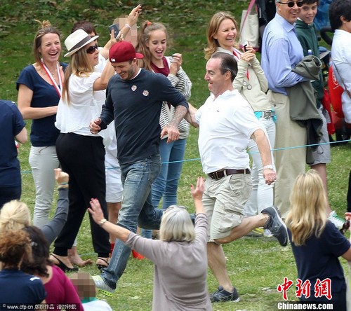 小貝與學生家長賽百米奪冠 辣妹參加媽媽組